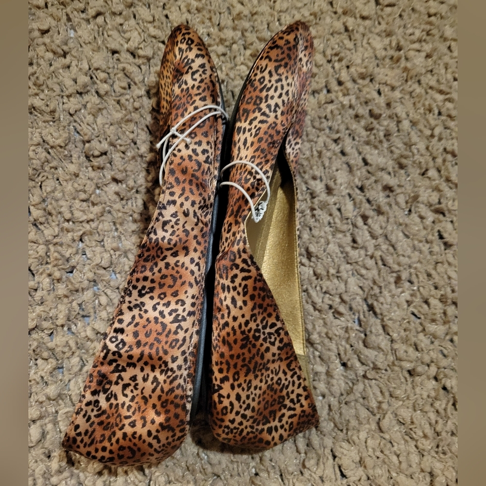 MOSSIMO SUPPLY CO Leopard Print Flat Ballet Shoes Size 6 - Picture 8 of 11
